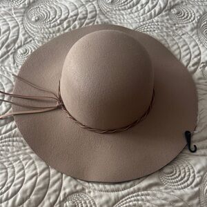 Elegant Tan Women's Hat